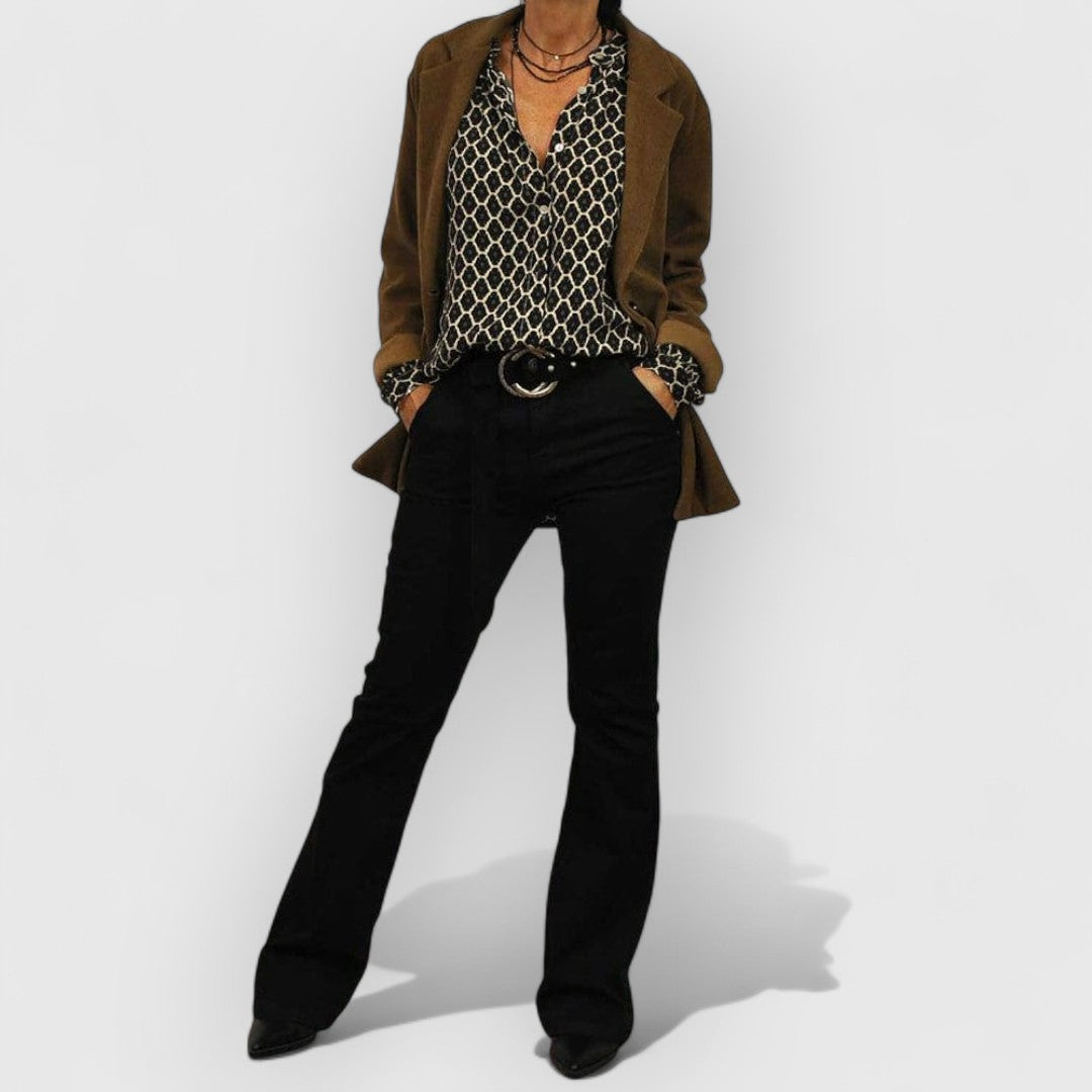 Valerie | Effortless Chic in a Shirt Dress