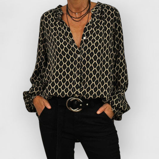 Valerie | Effortless Chic in a Shirt Dress