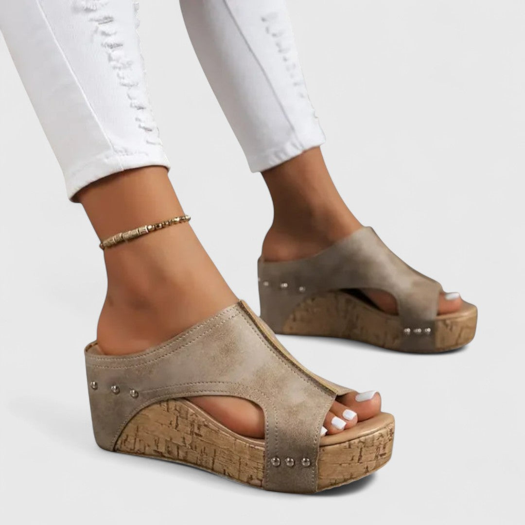 Beige / 5