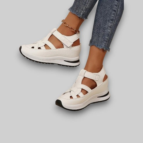 Aveta | Orthopedic Sandals