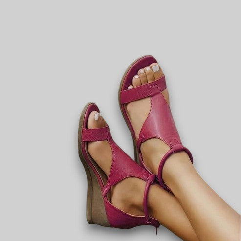 Minora | Orthopedic Sandals