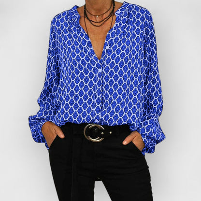 Valerie | Effortless Chic in a Shirt Dress